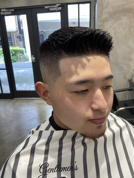 エフエム 明大前(FM) バーバー 刈り上げショート/アップバング/フェードカット