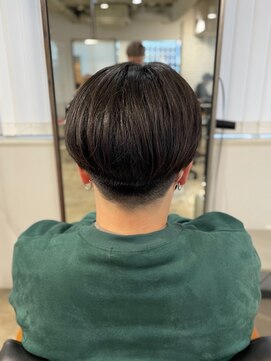 ジュール 新宿三丁目(Joule) センターパートショート［新宿三丁目］