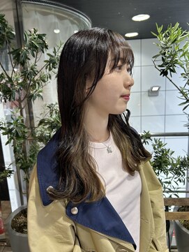ヘアーアンドメイク ビス(HAIR&MAKE bis) ブリーチ一回でできる！イヤリングカラー【立川/加藤沙久楽】