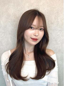 ルームバイシー 新宿(Loom. by Sea) 大人ガーリー×ダークアッシュ[似合わせカット/ミディアム]