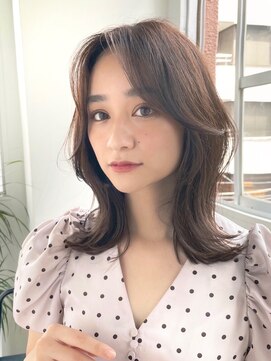 ミズチャーム(Ms.CHARM) 韓国ヘア/波ウエーブ/レイヤーカット/前髪カタログ/こなれミディ