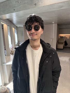 エウペ 渋谷(WEUPE) 束感/波巻き/ハイライト/マッシュパーマ