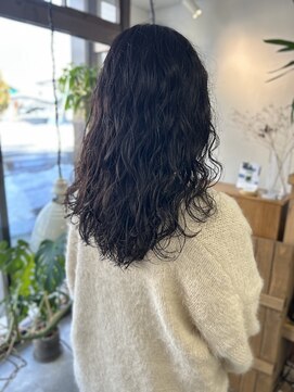 ムニ(MUNI) セミロング×カーリーなパーマ！