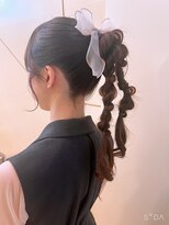 ヘアメイク ジェイエム&nbsp;ツインポニおろし