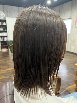 アイリーファンビリ(irie fambilly) 切りっぱなし×オリーブベージュ