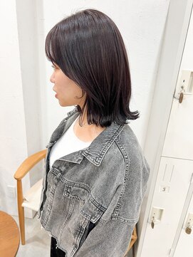 ヘアデザイン ソラ(Sola) 暗髪ダークレッド艶髪×外ハネ小顔レイヤー大人可愛い結べるボブ