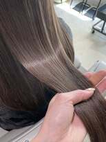 ヨキ(yoki.)&nbsp;ラベンダーベージュ× URUGAMI ☆ 髪質改善