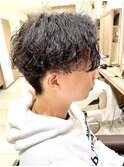 ツイストスパイラルパーマ黒髪マッシュサイドグラデーション束感