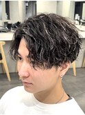 渋谷ハイライトカラー緩め波巻きスパイラルパーマルーズパーマ