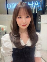 オモチャ 銀座(OMOCHA)&nbsp;小顔見え！韓国風くびれレイヤーミディ