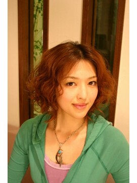 フローヘア(Flow hair) くるりんふんわりウェーブ