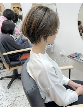 メモリーズ 銀座(Memories) ショートボブ/大人巻き/ぷつっとボブ/ナチュラルモード/銀座駅