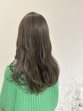 ラベスト バイ セロ 池袋メトロポリタン前(LOVEST by CERO) 赤みを抑えたオリーブグレー