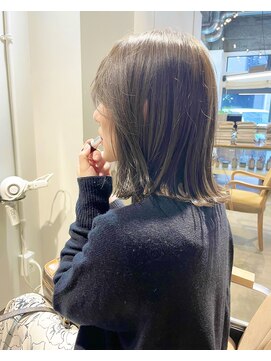 ソースフォーユアライフ(SOURCE for your life) オリーブベージュ × ボブ