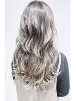 エイト 藤沢店(EIGHT fujisawa)&nbsp;【EIGHT藤沢】竹内ケンゴ バレイヤージュ ハイライト◆髪質改善