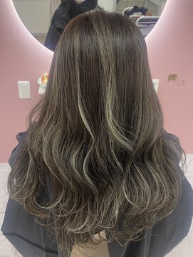 ビンナ(BINNA) 【脱白髪染め】ハイライト入れ放題♪～浅草駅～