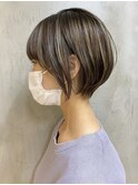船橋大人ショートボブイルミナカラー丸みレイヤーくびれショート
