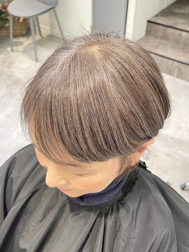 くびれショートボブ40代50代グレイカラー白髪染め白髪ぼかし