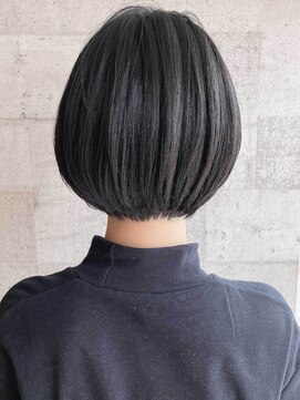 ザ シー 海老名(The C) [The c ] 黒髪ショート 横顔美人 小顔