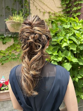 ミセス 天神店(MISESU) 編み下ろし