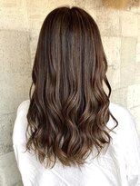 ミルヘアデザイン(mil hair design) レイヤーカットアッシュカラーグレージュ透明感カラー前髪