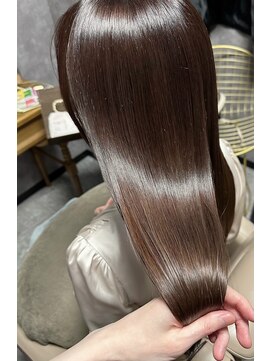 アウン 柏(a un) 艶髪/酸性ストレート/髪質改善/柏