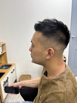 ベラ(Bella) 【Bella 吉祥寺】スキンフェード　ハイフェード　バーバー