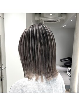 ヘアスペース リズム グリーン(Hair space Rizm green) 透明感×立体感！大人のためのバレイヤージュ