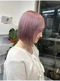 ケアブリーチピンクベージュ切りっぱなしボブ顔周りレイヤー