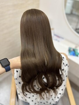 エス 熊谷(Ess) 【NANA】オリーブブラウン/透明感/熊谷