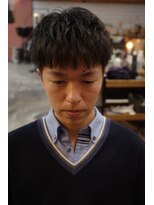 エディ(Edy)&nbsp;メンズマッシュ刈り上げニュアンスパーマケアパーマ眉毛カット