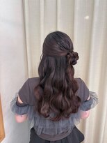 ソノ(sono) ハーフアップアレンジ くるみちゃんヘア ウェーブ巻き