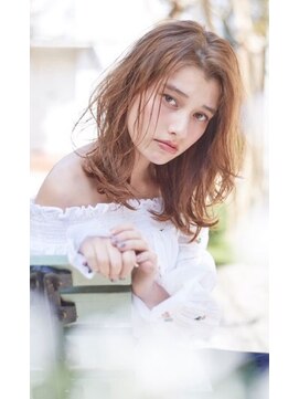 アリエッタ(aRietta) [aRietta2017春夏スタイル]セミウェットカール/抜け感/レイヤー