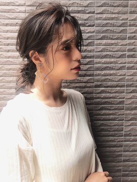 アヴァンス 広島本通店(AVANCE.) ルーズヘアアレンジ×ナチュラルベージュカラー