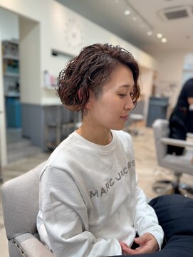 フロラクロマ 上通NEWS裏(FLORACHROMA) ツーブロックパーマスタイル