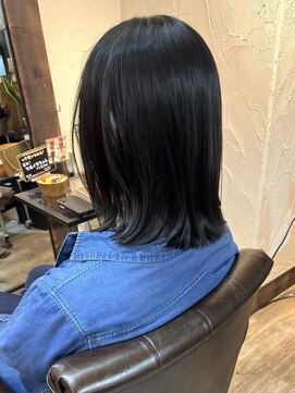 アティック(attic) ショートボブ/ボブ/ミディアム/ヘアドネーション/レイヤーカット