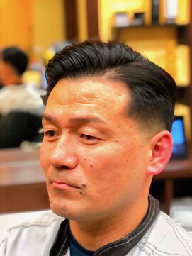 キングズバーバーショップ 本店(King's Barbershop) メンズ/メンズカット/フェードカット/フェード/学割