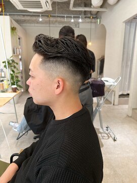 フルールバイアヴァンスクロス(Flulu by avance. cross) かきあげフェード