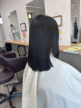 シルエットヘアメイク(silhouette hair make) 黒髪ナチュラルストレート