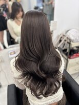 ハピネス 梅田茶屋町店(HAPPINESS)&nbsp;オリーブグレーチャコールグレージュ 韓国風巻き レイヤーロング