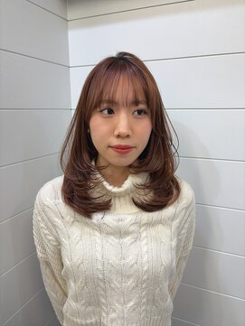 ふわふわレイヤーカット＊BUZZ岡本