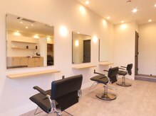 エルベ(elbe)の雰囲気（自然光が心地よいナチュラル空間）