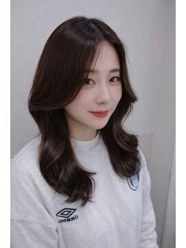 ジーナ 福岡藤崎(Zina) 韓国風ゆる巻き艶髪スタイル