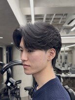 ニコトウキョウ 新宿(nico TOKYO) テーパーフェードニュアンスパーマ刈り上げセンターパートメンズ