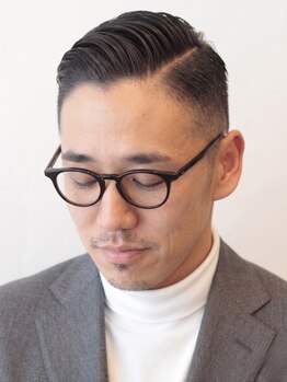 アングレカム(Angraecum)の写真/第一線で活躍する大人の男に、必要不可欠な清潔感と品格を。爽やかでカッコよく、洗練された佇まいへ。