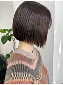 金沢八景ショートボブ丸みショートイルミナカラー顔周りレイヤー