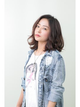 ソーホー ニューヨーク シズオカ(SOHO newyork SHIZUOKA) 無造作ニュアンスミディボブ