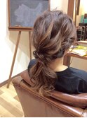 ポニーテールアレンジ