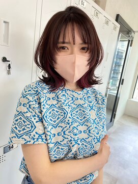 ツキ 横浜店(tuki) ダブルカラーピンクベージュベージュカラーケアブリーチミニボブ