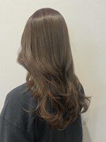 ヒュー(Huu) Olive beige！